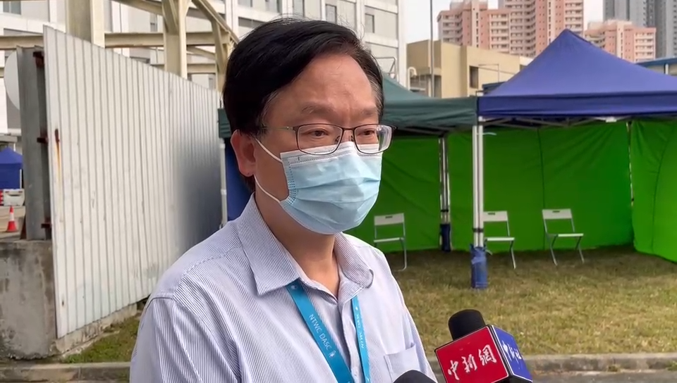 香港屯门医院急症室部门运作经理兼陈子中护士。屯门医院 图