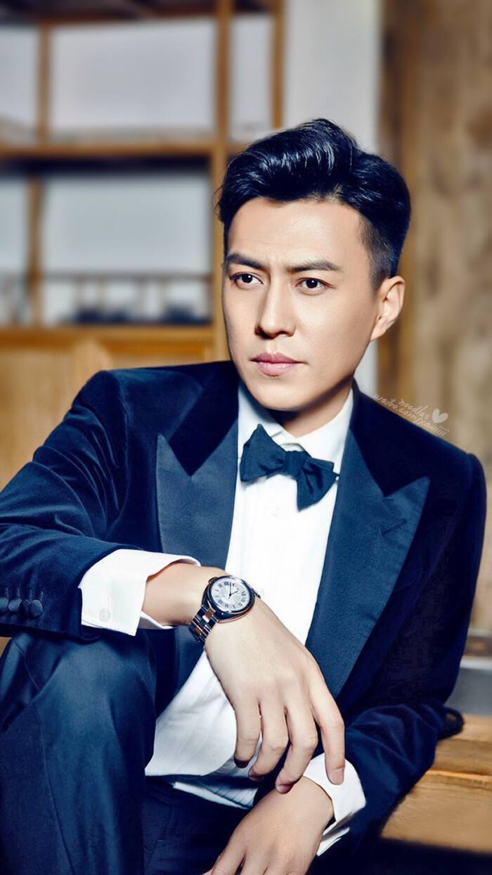 靳东退出贤君影视投资人 曾为该公司执行董事及法人代表