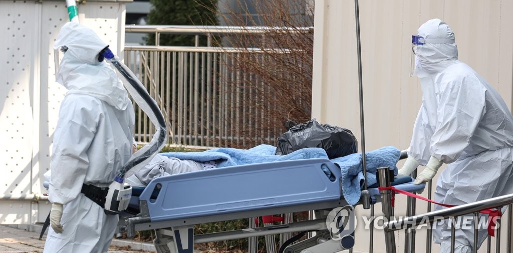 韩国新增确诊超62万例 累计已报告5万例