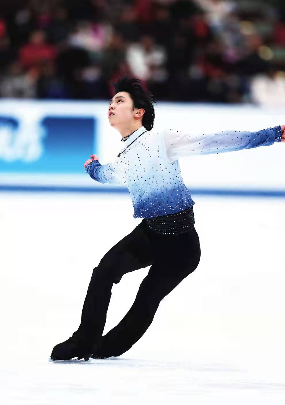 冰上羽衣:那些伴随羽生结弦成长的绝美考斯腾