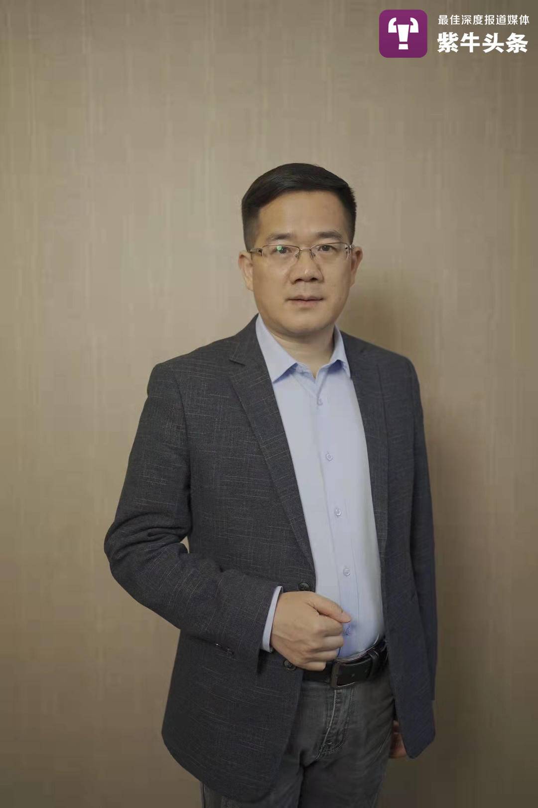 李新祥教授。