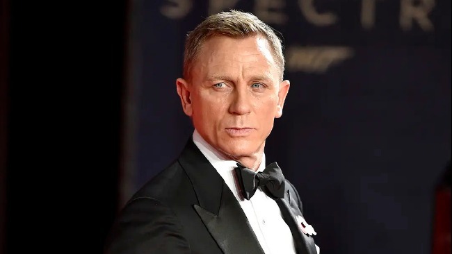 第6任007扮演者丹尼尔克雷格确诊新冠其主演舞台剧被迫取消