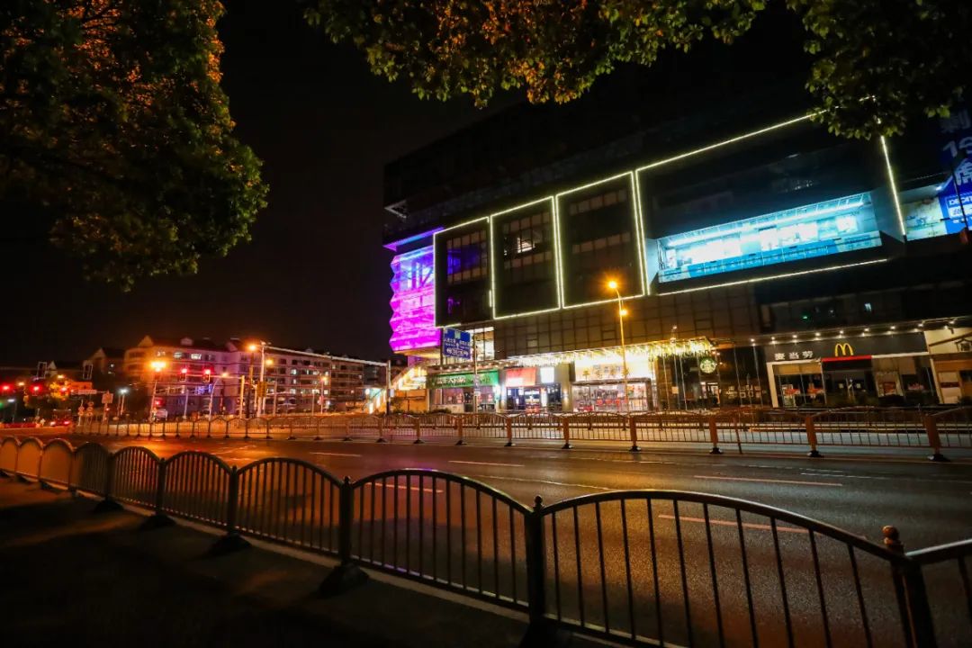 上海松江区夜景图片