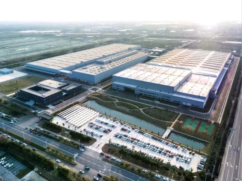 (图为理想汽车常州制造基地)