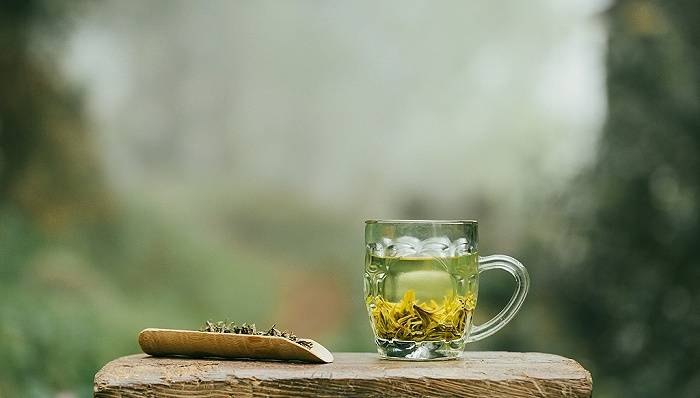 读史｜从种族偏见到经济焦虑：历史上的西方人为什么不爱绿茶爱红茶？