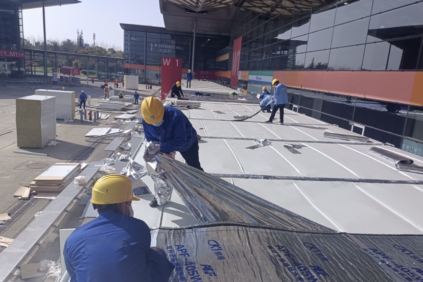 从武汉“雷神山”到上海“新国际” 青浦一企业重披战袍援建多个方舱医院