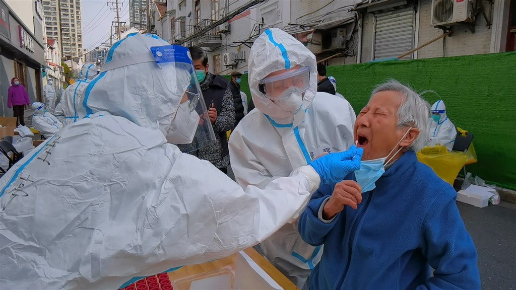 致敬劳动者|老城厢转运诉求多，这位民警以真心解居民后顾之忧