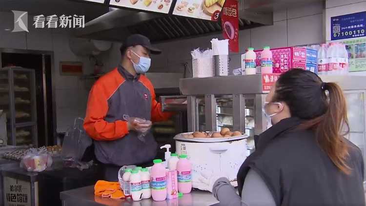 视频｜奉贤：现蒸热馒头回归街头 生鲜超市再迎老顾客