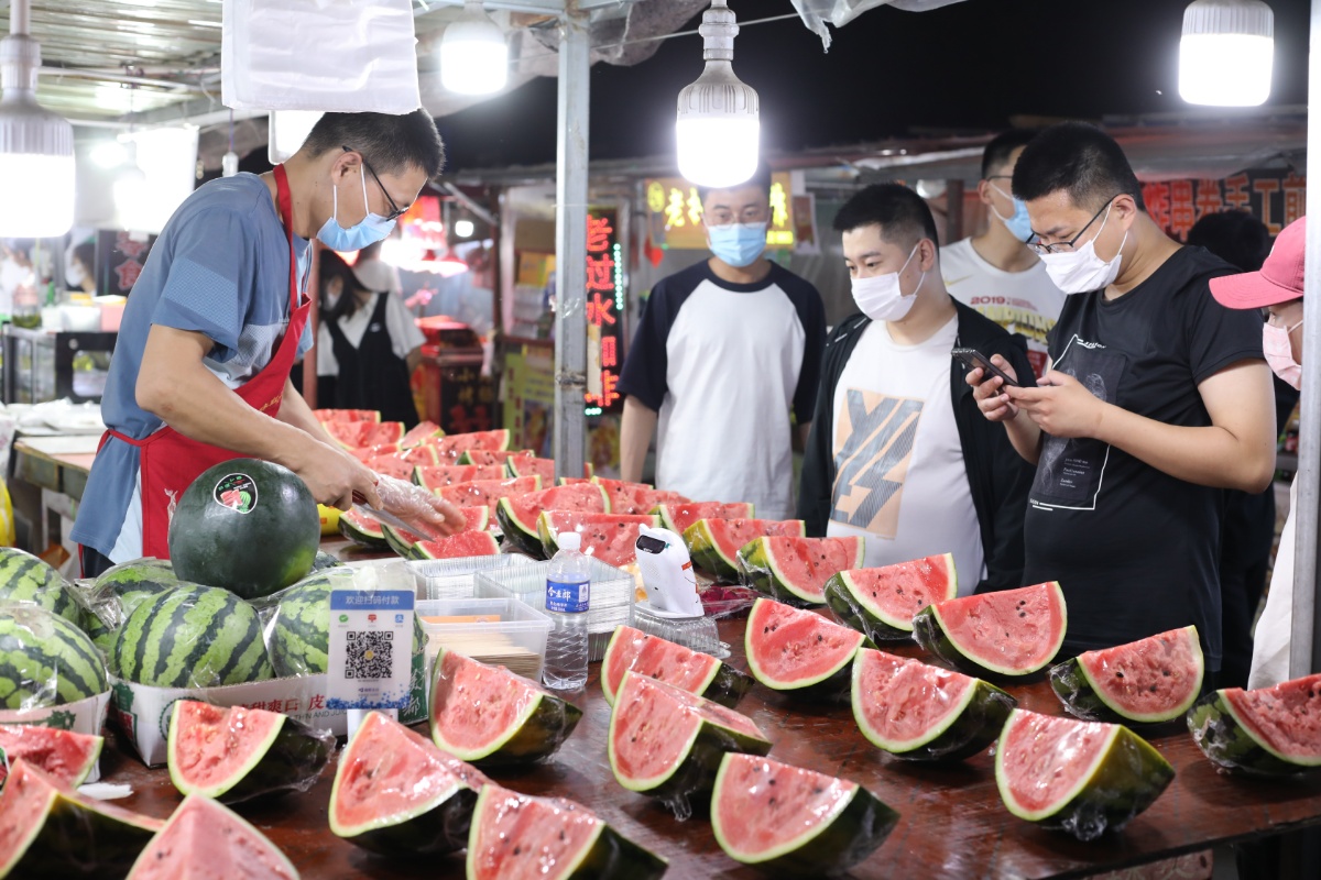点击图片可跳转至下一页