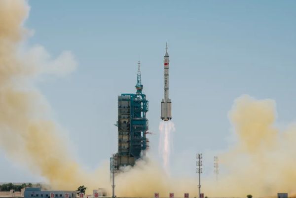 0606_090900059_765.jpg 1.jpg