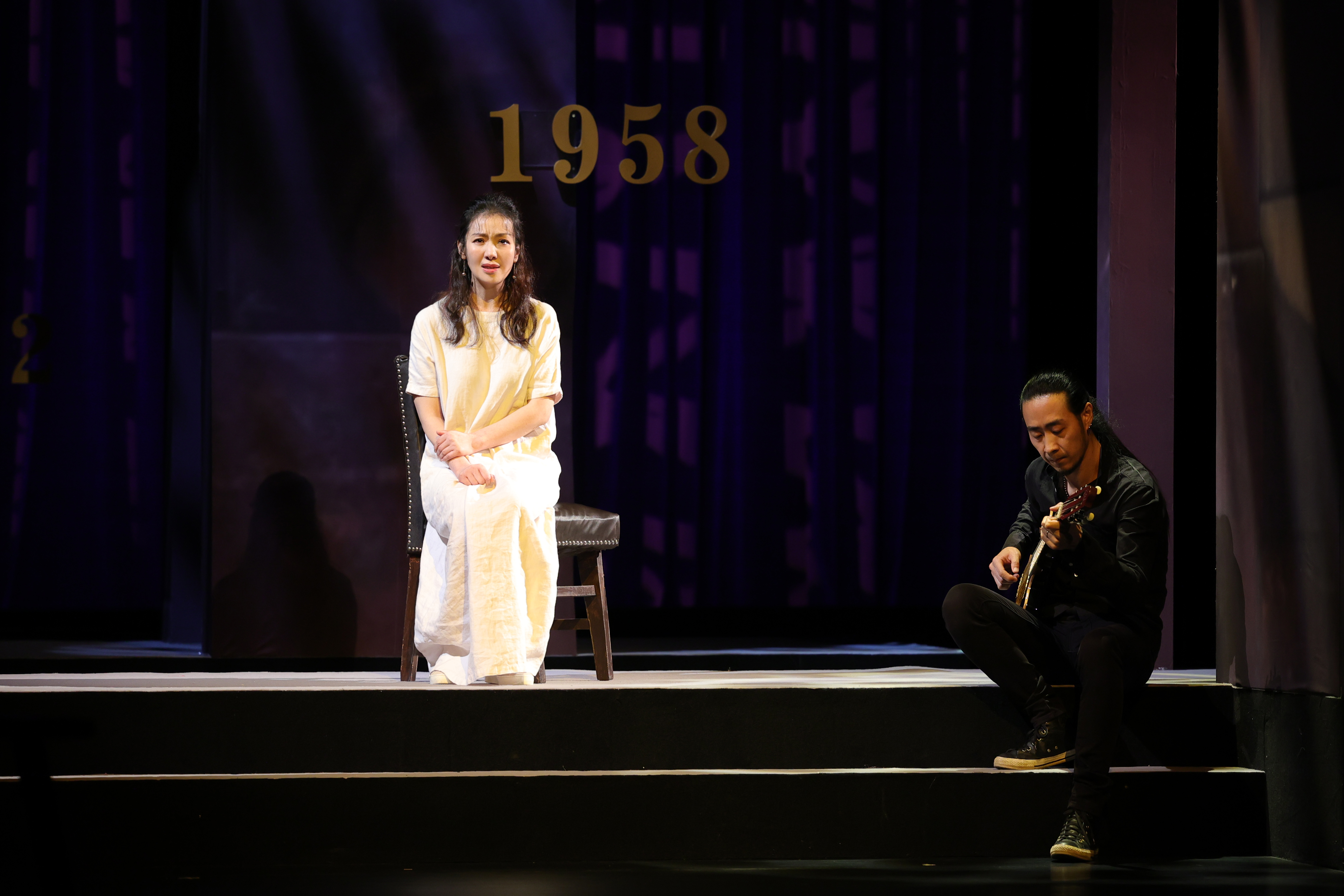 《万尼亚舅舅》剧照,卢芳饰演索尼娅