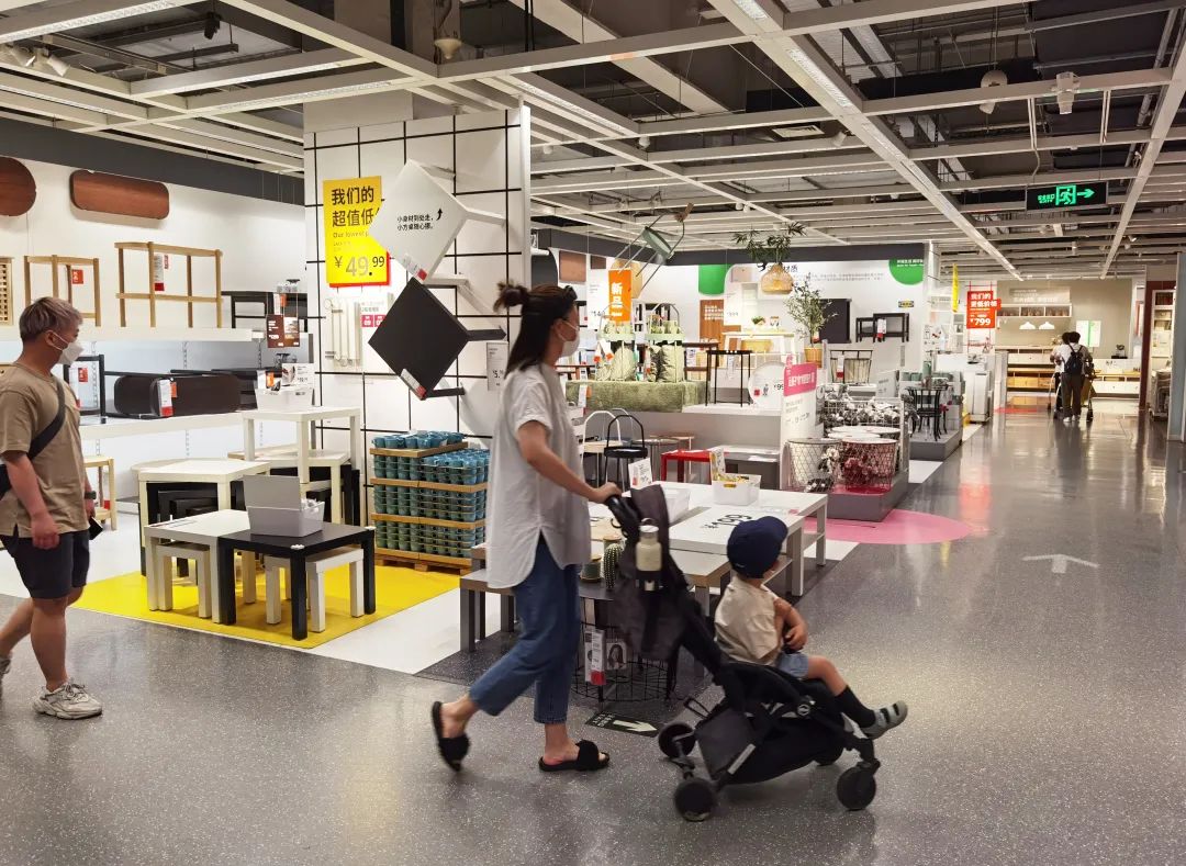 宝山宜家客流量稳步回升实体商业热力复苏