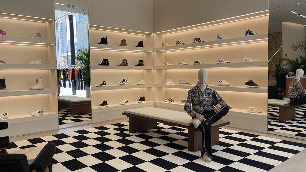 7月8日，MARNI在锦沧文华广场开设中国首家概念旗舰店。澎湃新闻记者 巩汉语 图