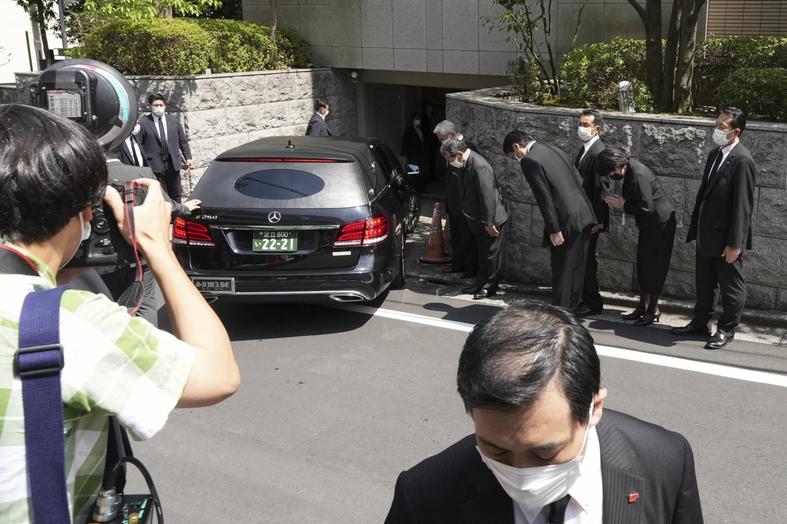 沙青青：安倍遇刺阴霾下的日本社会，风会往哪个方向吹插图