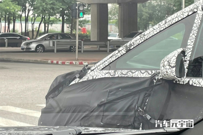 理想首款MPV谍照曝光全新平台打造 尺寸超赛那-图2