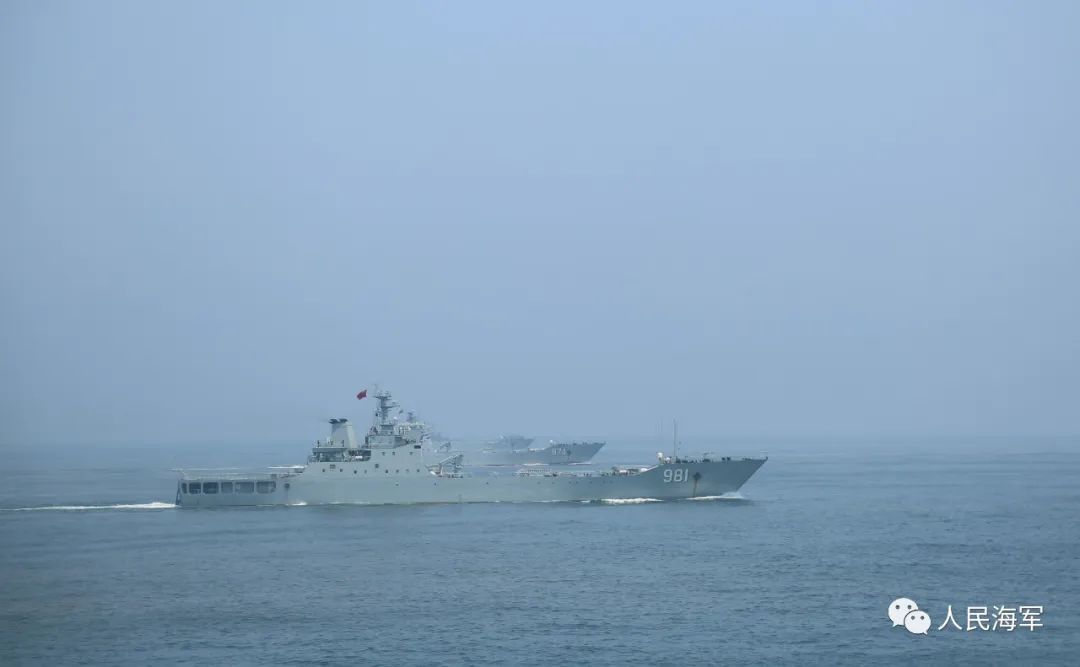 本文图均为 人民海军微信公号 图