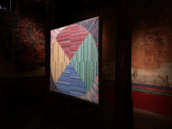 《十示2022-10》在中心神殿中。