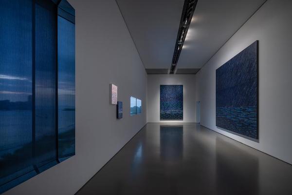 青岛西海美术馆，“丁乙：流动的无限”展览现场。 摄影：王闻龙