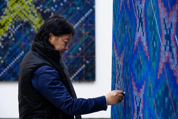 丁乙正在创作中