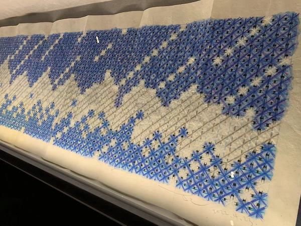 2022年4月，丁乙在上海居家期间所作。