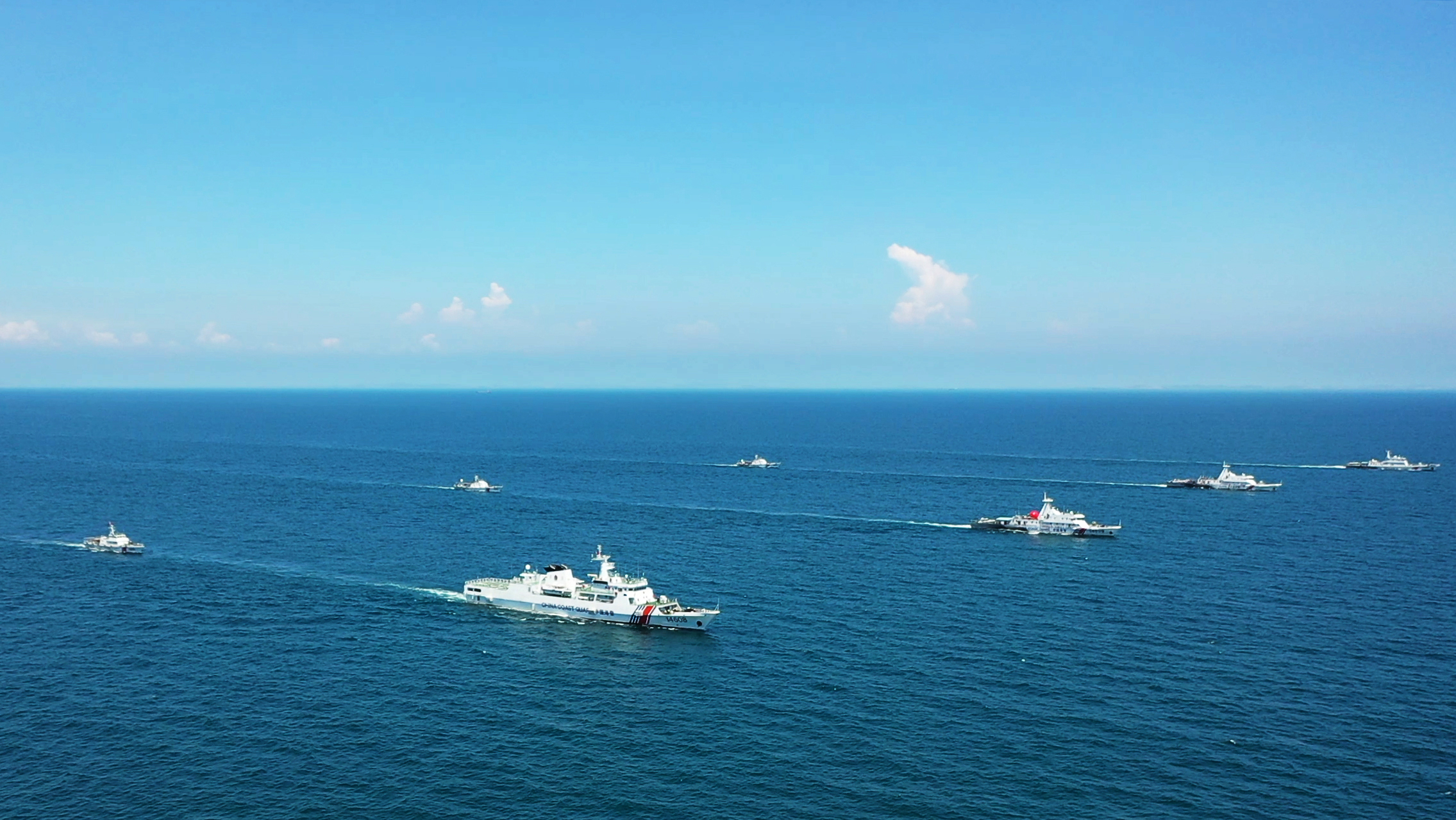 福建海警局在泉州海域开展海上综合执法训练及舰艇业务专项训练。图片来源：福建海警局