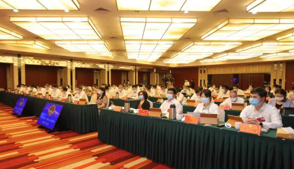 南京立法保护长江岸线：干支流岸线一公里内禁止新建化工项目插图