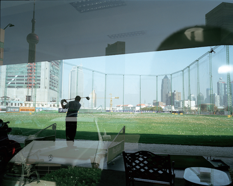 《318国道》系列之一，2006，（骆丹摄）