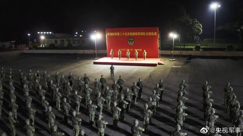 
广州口腔医院黄牛跑腿挂号,住院检查加快现场画面！驻香港部队第25次轮换