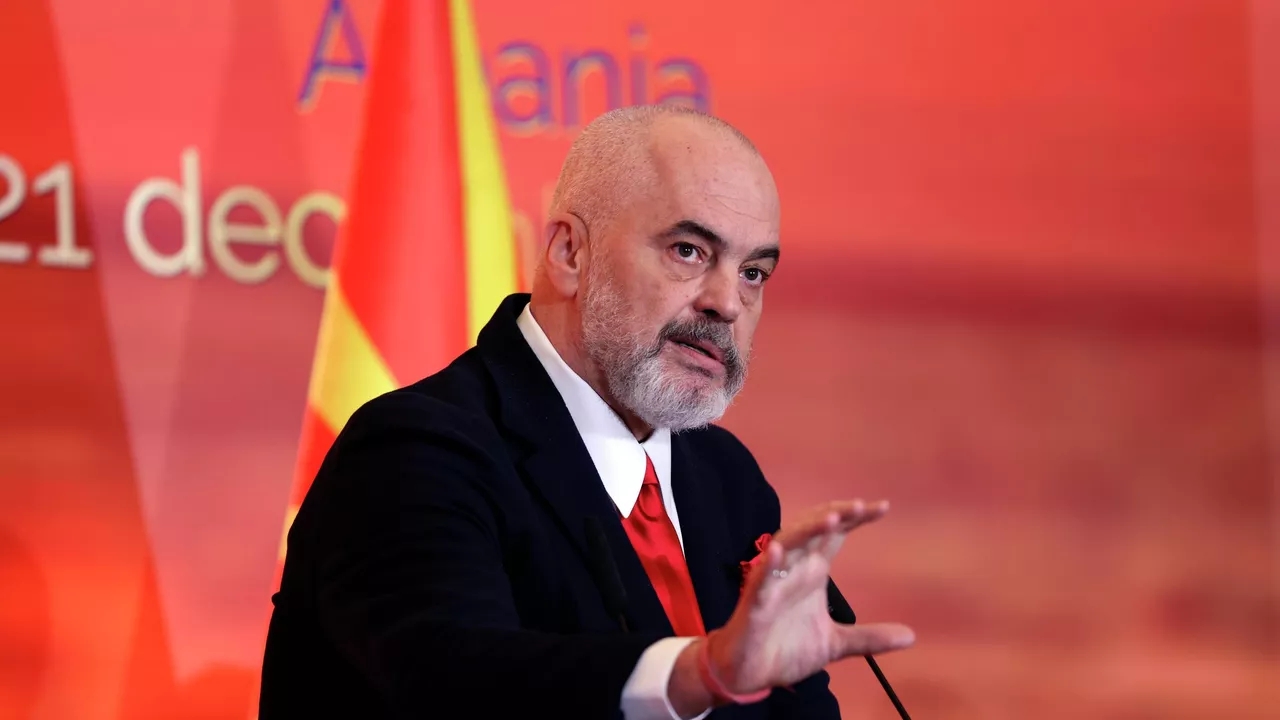 阿尔巴尼亚总理将与伊朗断绝外交关系