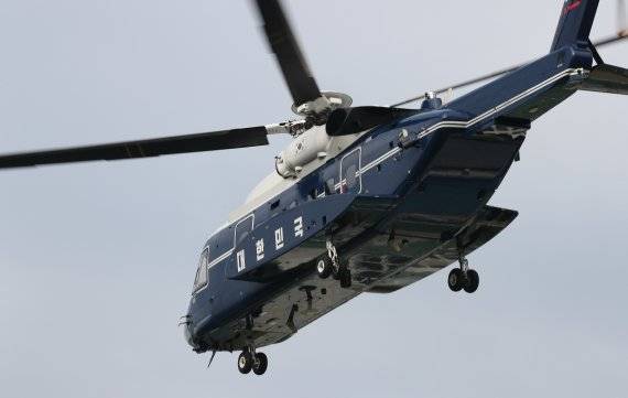 韩国总统专用直升机降落时撞树：系“高龄”机 从美国采购插图