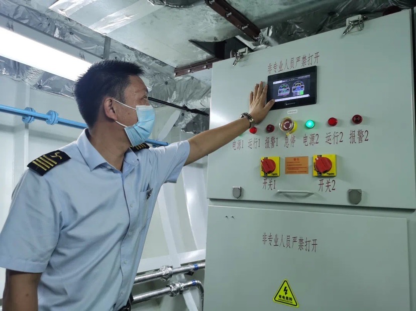 充电15分钟航行1小时！世界首艘纯超级电容动力渡轮抵达上海崇明插图3