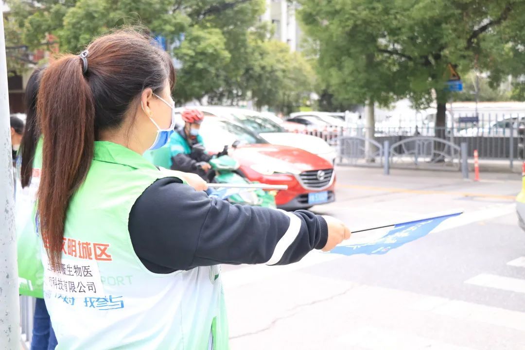 
杭州西溪医院黄牛代挂号电话票贩子号贩子网上预约挂号,住院检查加快,共创文明交通，他们这样做！