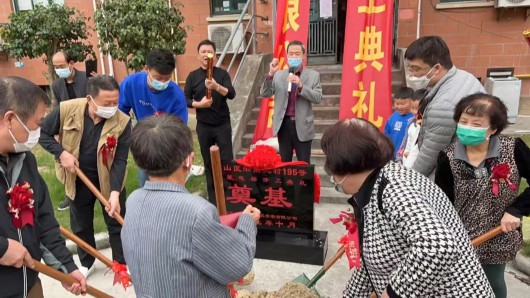 
上海仁济医院黄牛代挂号电话票贩子号贩子网上预约挂号,住院检查加快,驶上“快车道”！宝山这些小区实现加梯“零突破”