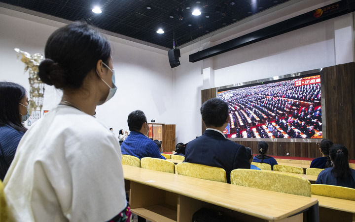 
北京八大处整形医院黄牛代挂号电话票贩子号贩子网上预约挂号,住院检查加快,心声与掌声——聆听党的二十大报告