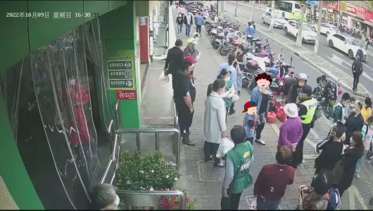 
南京市第一医院黄牛代挂号电话票贩子号贩子网上预约挂号,住院检查加快,3岁萌娃走失，宝山民警暖心相助