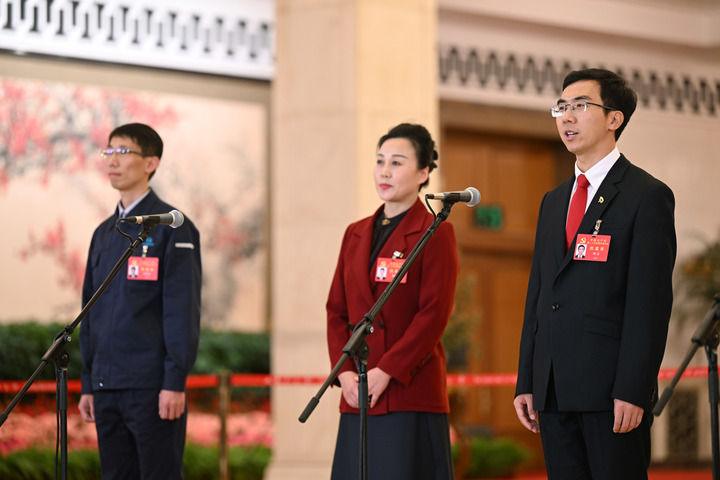 
代挂姜玉武的号黄牛代挂号电话票贩子号贩子网上预约挂号,住院检查加快,向人民报告