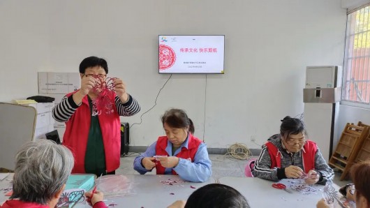 
北京世纪坛医院黄牛代挂号电话票贩子号贩子网上预约挂号,住院检查加快,特色剪纸走进社区 指尖传承别样美丽