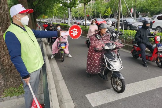 
浙江省中医院黄牛代挂号电话票贩子号贩子网上预约挂号,住院检查加快,商圈助力文明创建，细微之处彰显文明之美→