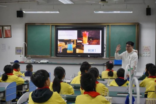 
中国中医科学院望京医院黄牛代挂号电话票贩子号贩子网上预约挂号,住院检查加快,奉城这位90后青年教师引领孩子们走向科学真探究