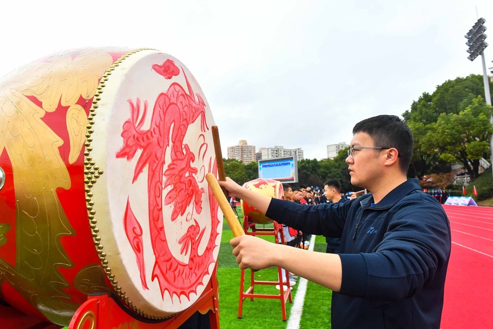 
北京同仁医院黄牛代挂号电话票贩子号贩子网上预约挂号,住院检查加快,竞技赛场砺精兵！东部战区海军某基地“沪海杯”军体运动会燃爆全场