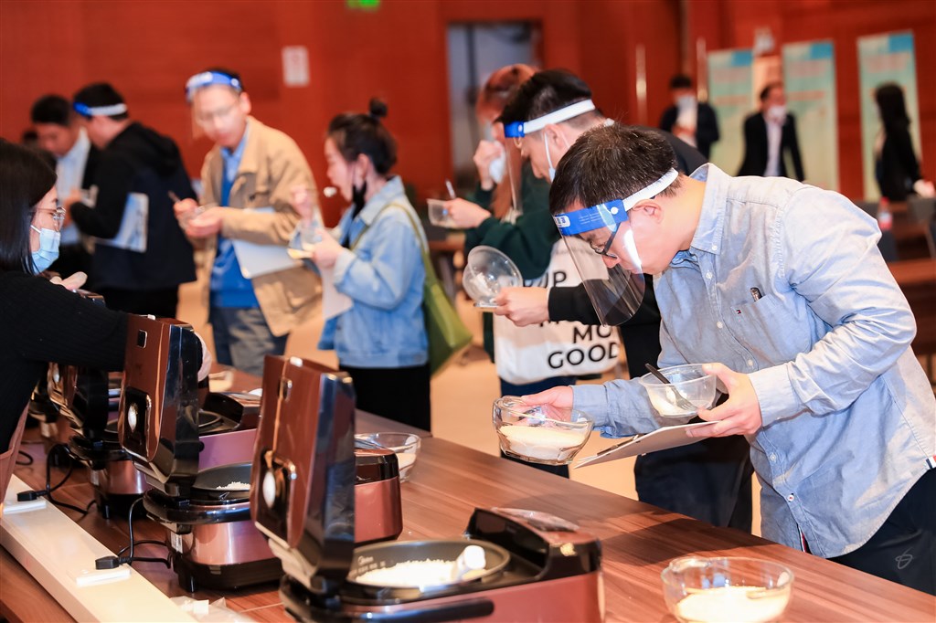 
天津肿瘤医院黄牛代挂号电话票贩子号贩子网上预约挂号,住院检查加快,沪产禽蛋、中晚熟大米哪家最棒？2022年最新评比结果出炉