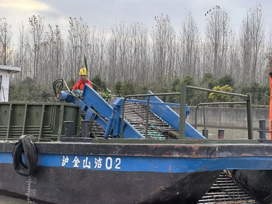 
浙江第一医院黄牛代挂号电话票贩子号贩子网上预约挂号,住院检查加快,金山：河道保洁不停歇，全力守护碧水清波