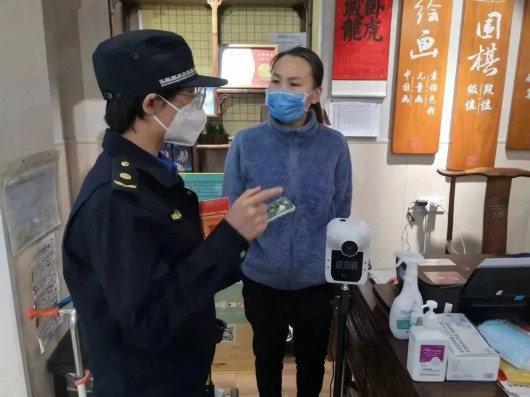 
南京儿童医院黄牛代挂号电话票贩子号贩子网上预约挂号,住院检查加快,精准发力，靶向施策！他们筑牢疫情防控屏障