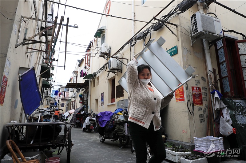 
广州各大医院黄牛代挂号电话票贩子号贩子网上预约挂号,住院检查加快,梦花街启动零星旧改 老城厢3000余户居民即将告别蜗居生活