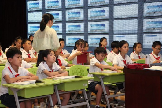 
北京大学人民医院黄牛代挂号电话票贩子号贩子网上预约挂号,住院检查加快,宝山网络学习空间智慧应用，让学习更有效、更生动