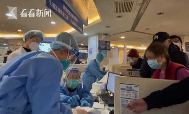 37b1e96bac240ab8b37f5afa7cd49007.jpg 急诊“告急”,如何打这场“最难打的仗”?_20221230220159_副本.jpg