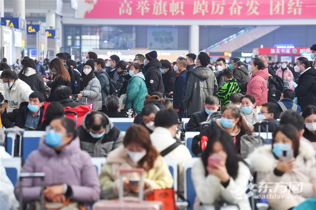 
南京市中医院黄牛代挂号电话票贩子号贩子网上预约挂号,住院检查加快,“三年了，今天我回家” 铁路上海站春运首日23万人踏上归途 这些举措很暖