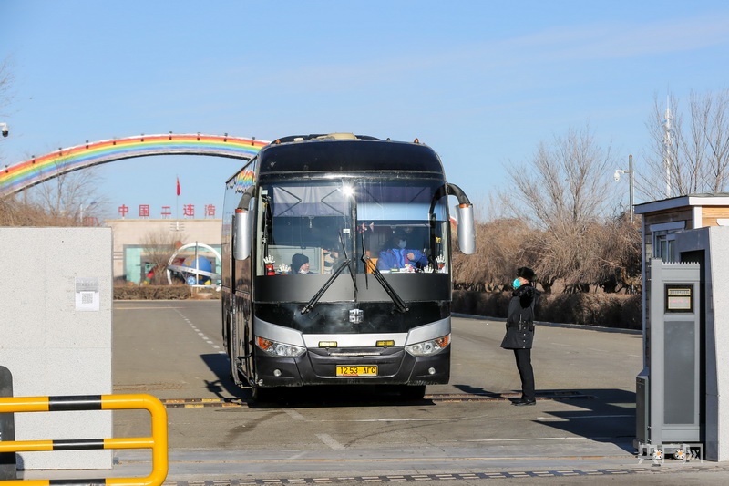 
杭州市七医院黄牛代挂号电话票贩子号贩子网上预约挂号,住院检查加快,各口岸迎来人员通关历史一刻，多地“外防输入”专班结束使命