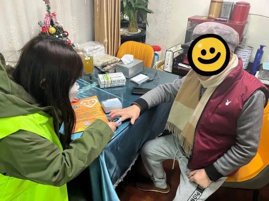 
南京儿童医院黄牛代挂号电话票贩子号贩子网上预约挂号,住院检查加快,小小一个药箱，解居民燃眉之急，传递社区互帮互助的温暖