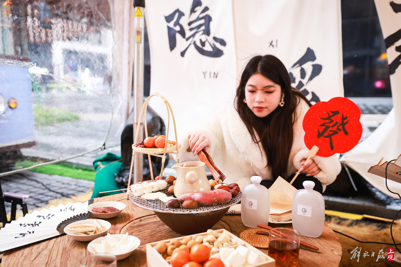 
成都华西医院黄牛代挂号电话票贩子号贩子网上预约挂号,住院检查加快,外滩围炉大会 开启摩登过年新玩法